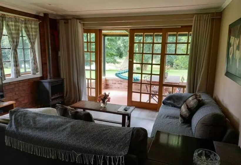ホテル Old Balgowan Farm Cottage
