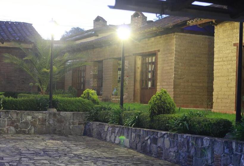 هتل Quinta Maria Bonita