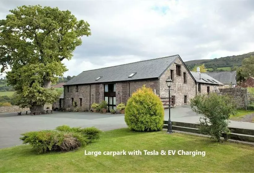 Neuadd B&b Suites