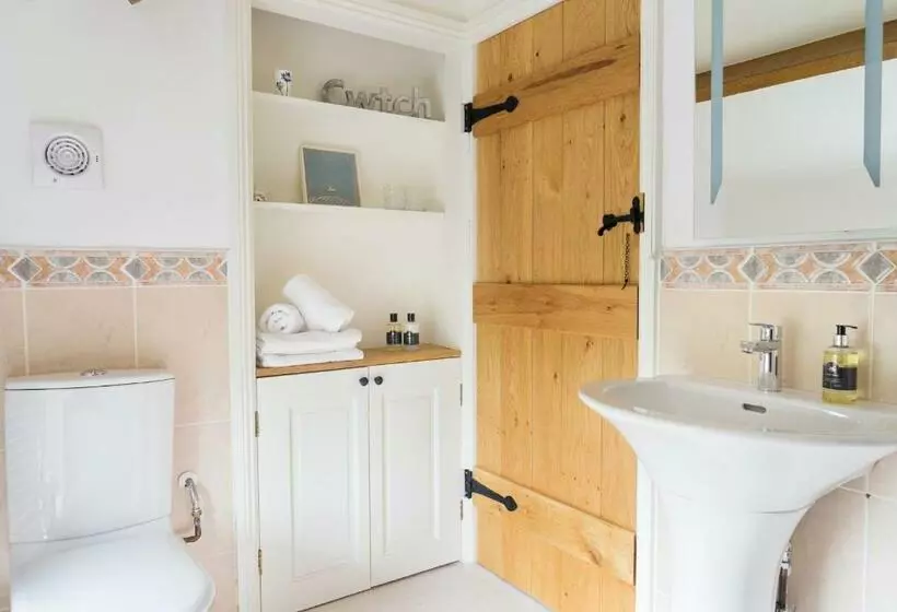 Neuadd B&b Suites