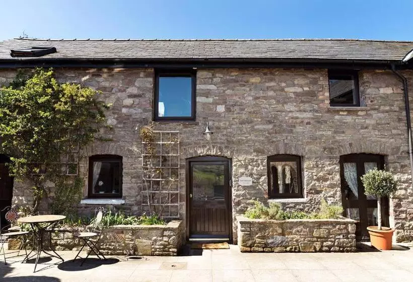 Neuadd B&b Suites