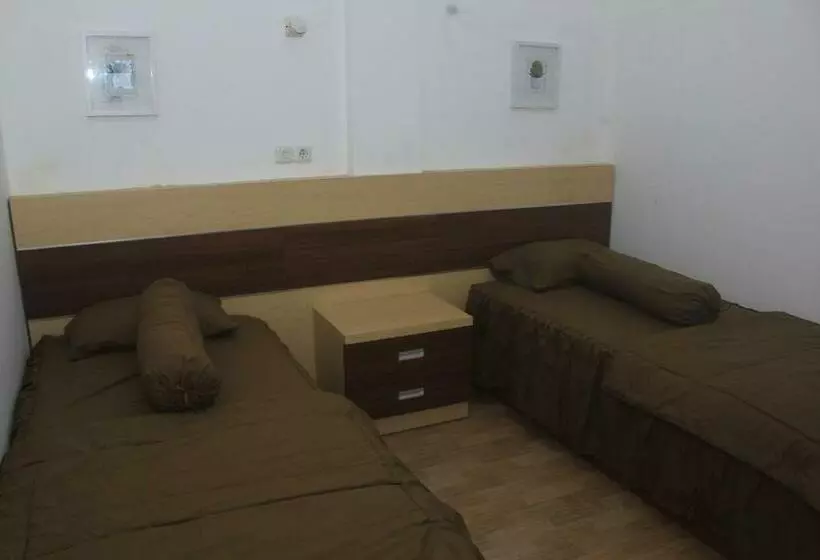 Pension Aurora Guest House