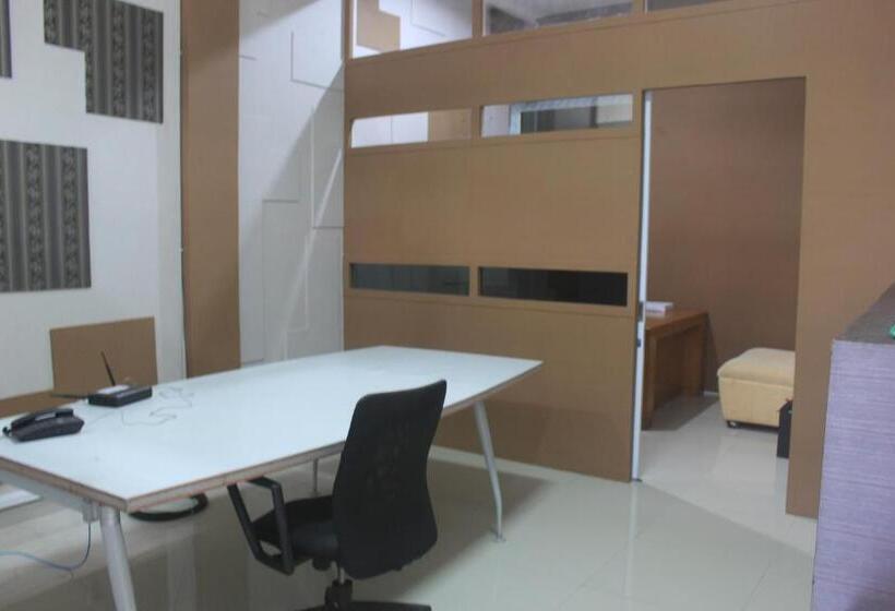 Pensão Aurora Guest House