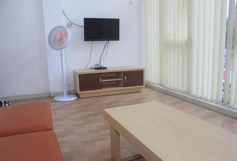 Pensão Aurora Guest House