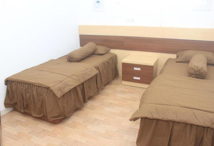 Pensão Aurora Guest House