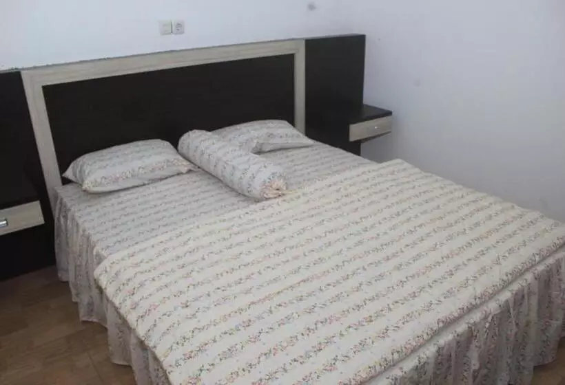 Pension Aurora Guest House