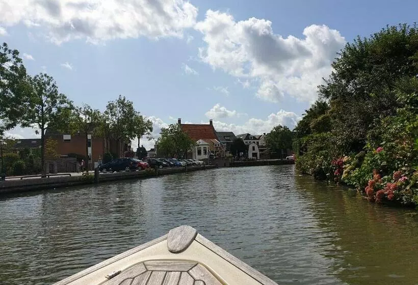 ペンション Het Torentje Aan De Ijssel