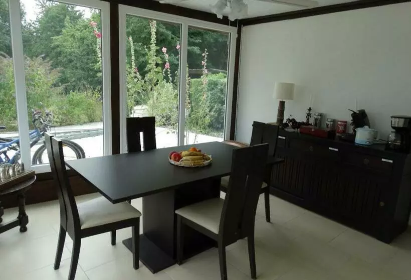 ペンション La Grange Du Verger