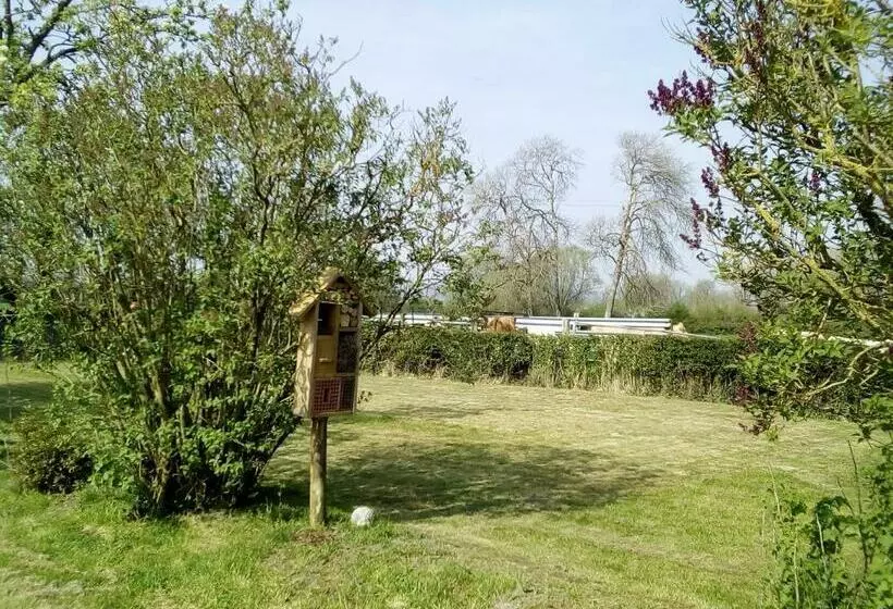 Majatalo La Hulotte Au Col Haut