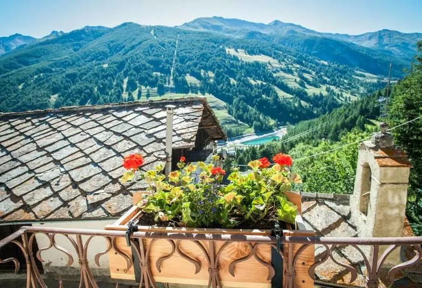 Majatalo Lous Escartoun