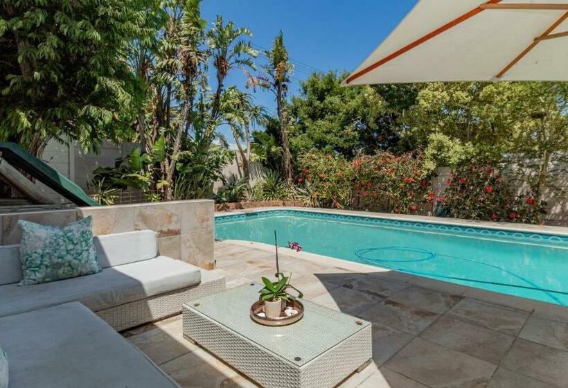 פנסיון Sea Breeze