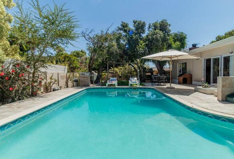 פנסיון Sea Breeze