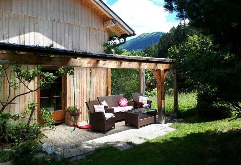 호스텔 Gasthaus Vinaders