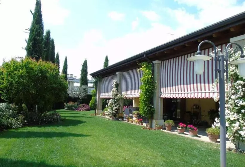 Ai Cipressi B&b