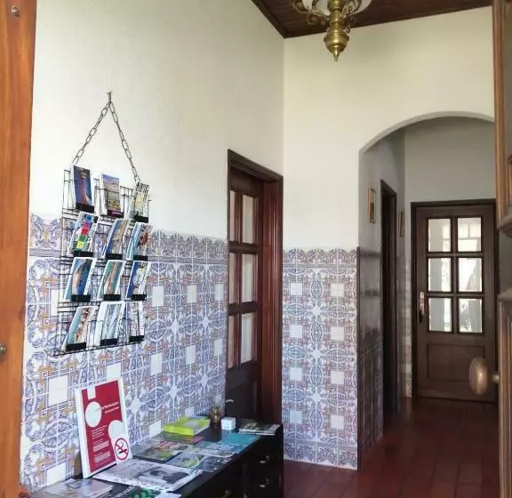 تختخواب و صبحانه Casa Dos Pingos De Mel