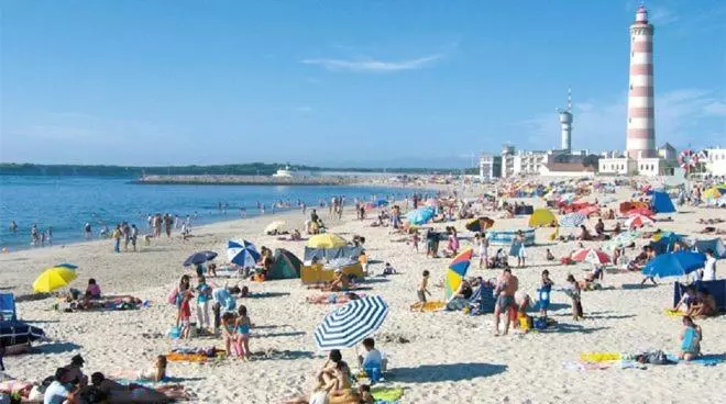 تختخواب و صبحانه Casa Dos Pingos De Mel