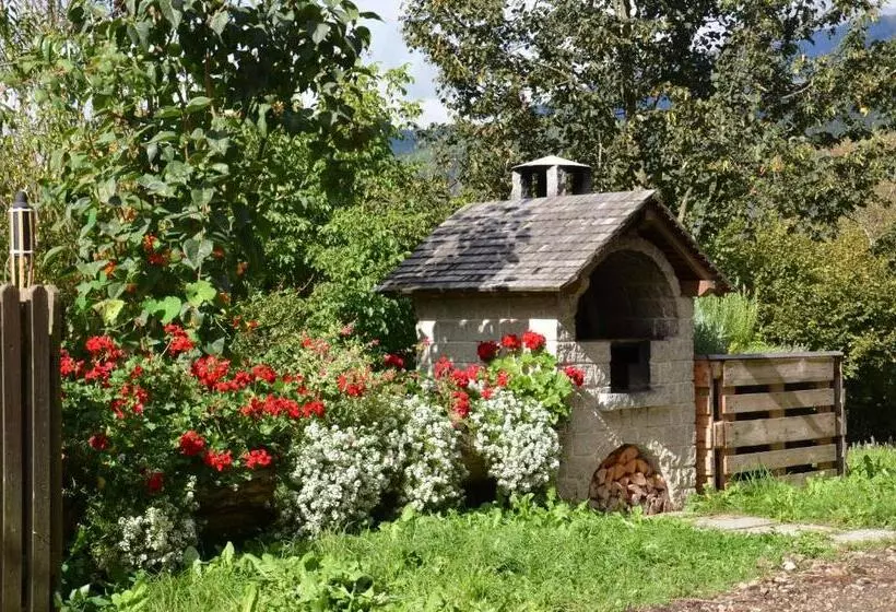 Aamiaismajoitus (B&B) Falkenau