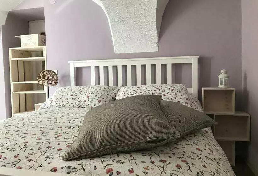 ベッドアンドブレックファースト La Paramira