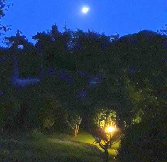 민박 Lo Sghimbescio