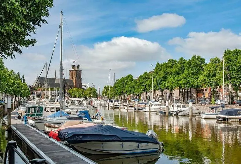 تختخواب و صبحانه Nieuwehaven25