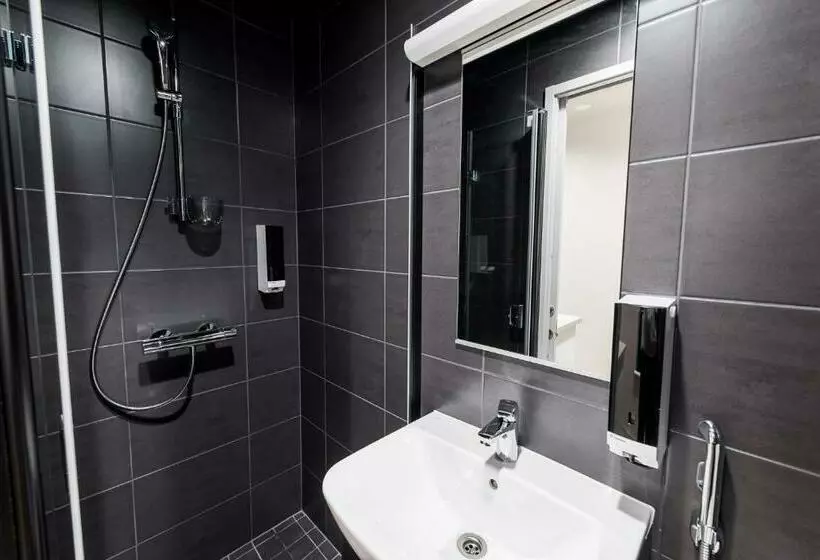 Forenom Aparthotel Vantaa Tikkurila