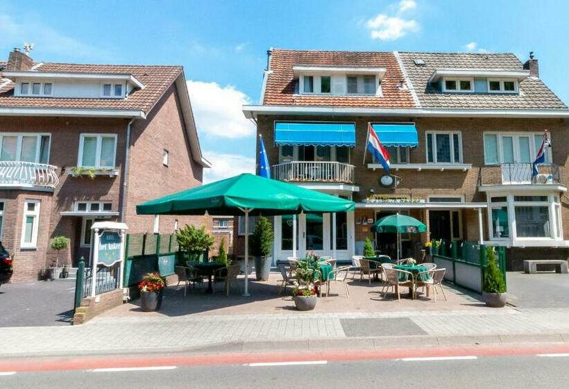ホテル Het Anker