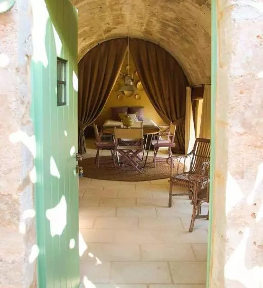 Hotelli Masseria Celano