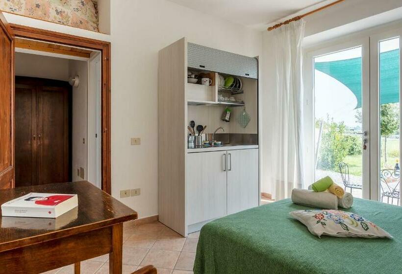 فندق Podere La Retomada