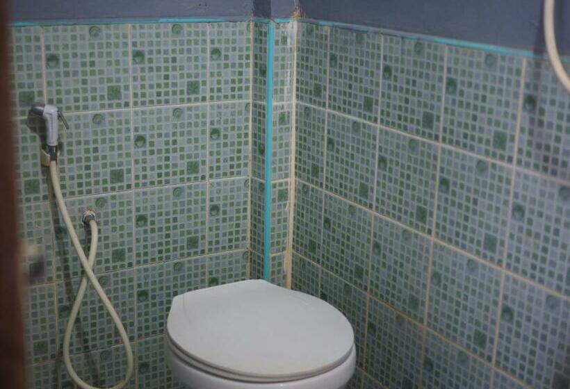 פנסיון Kaokondo Resort