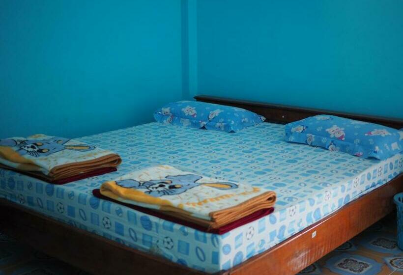 פנסיון Kaokondo Resort