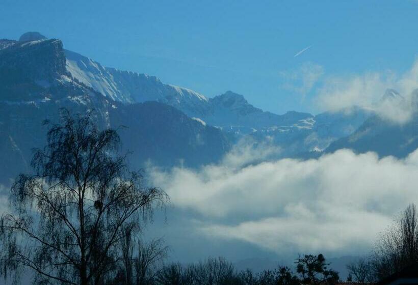 膳宿费 Le Charmagit