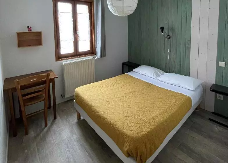 Majatalo Le Charmagit