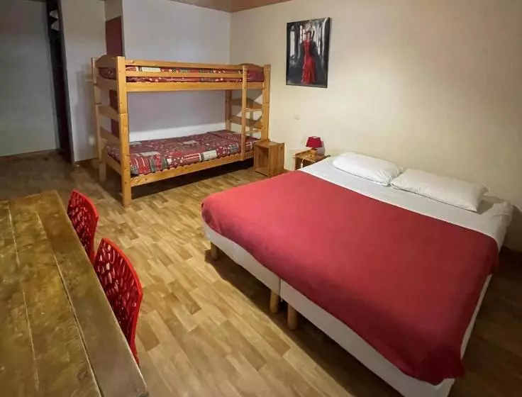 Majatalo Le Charmagit