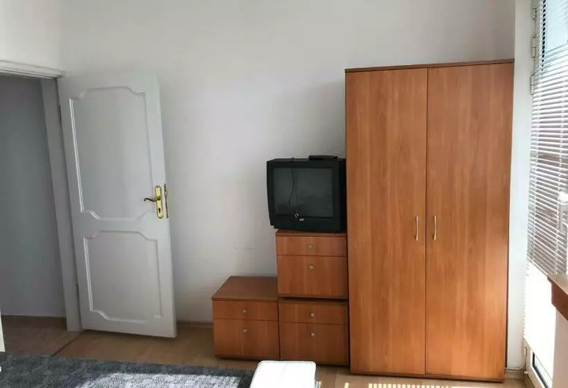 پانسیون Milena`s House