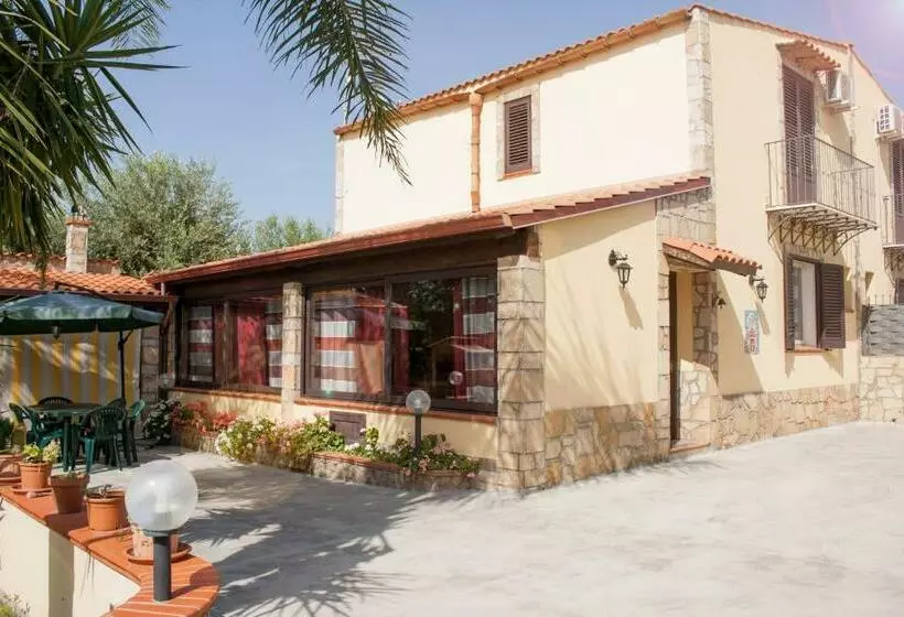 پانسیون Villa Enza