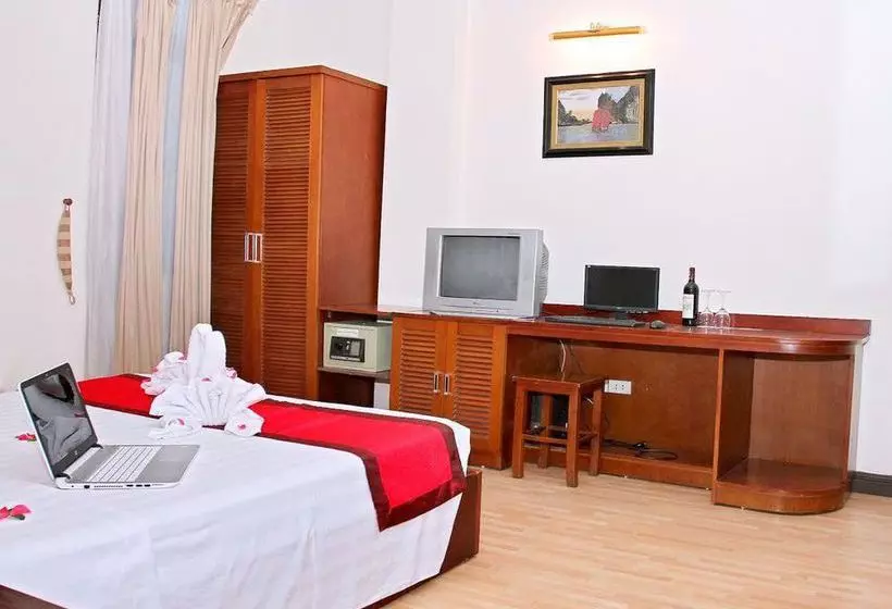 Golden Luxury Hotel - Old Quarter