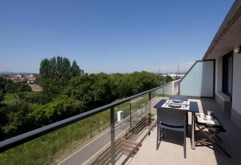 Aparthotel Jardines De Aristi