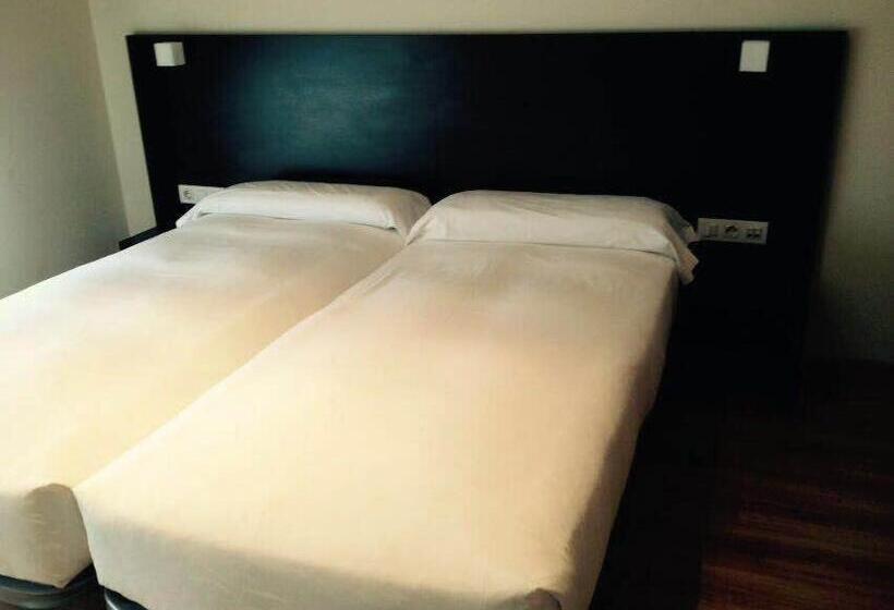 Aparthotel Jardines De Aristi