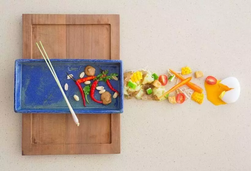 Crimson Resort And Spa Mactan Island, Cebu