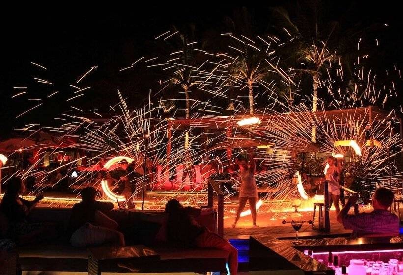 Crimson Resort And Spa   Mactan Island, Cebu