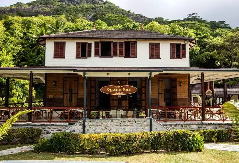 Hilton Seychelles Labriz Resort & Spa