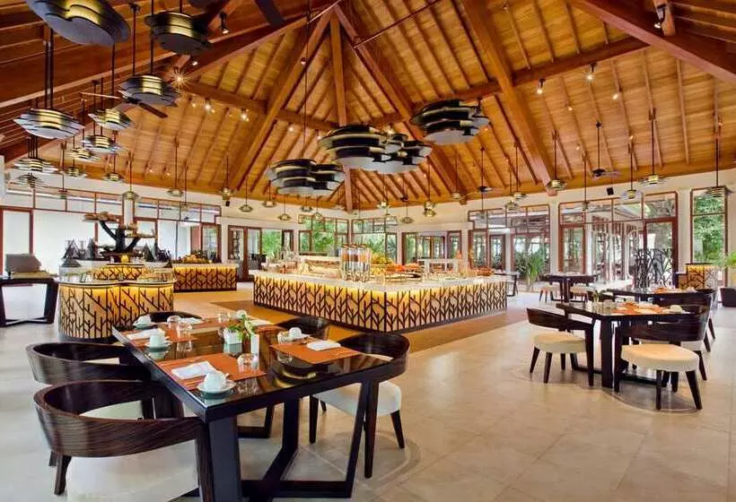 Hilton Seychelles Labriz Resort & Spa