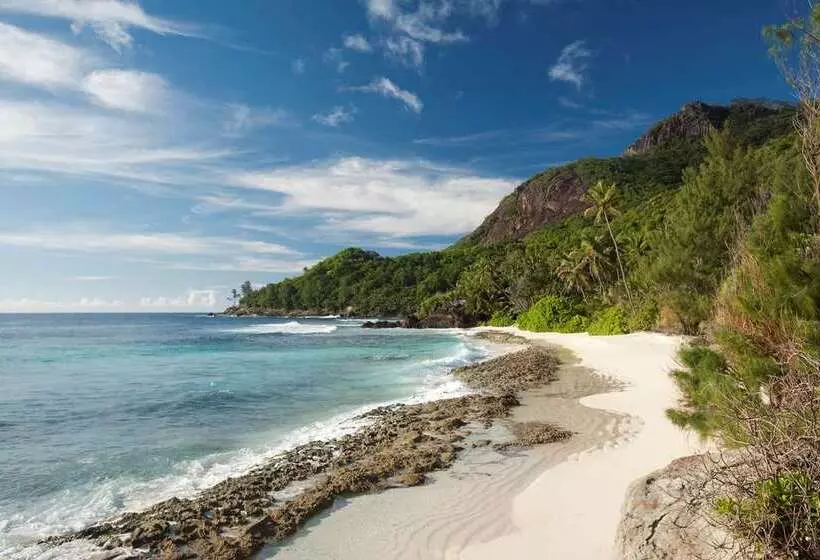 Hilton Seychelles Labriz Resort & Spa