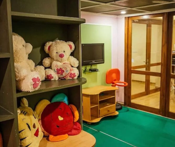 Отель Acron Candolim Regina