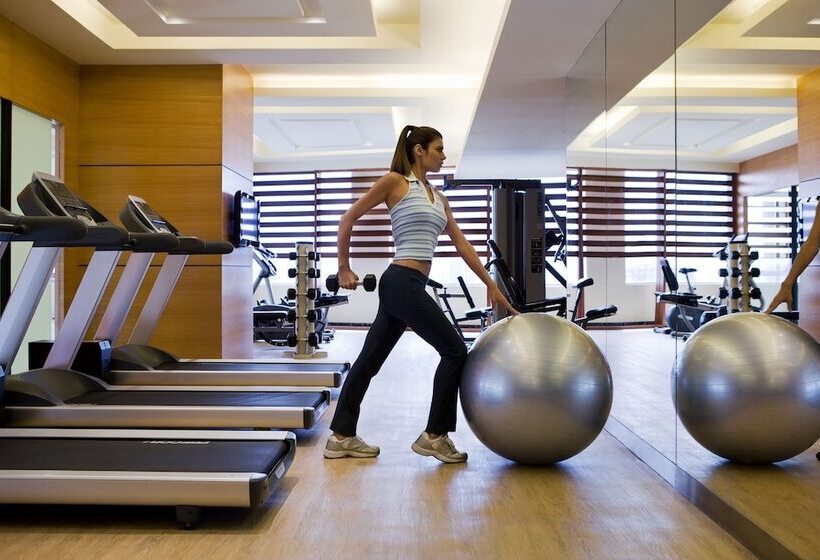 בית מלון כפרי Courtyard By Marriott Ahmedabad