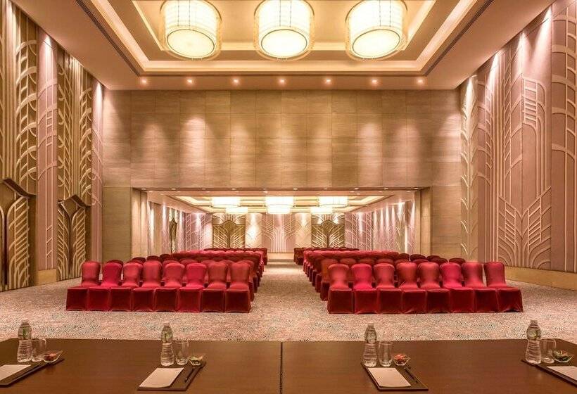 בית מלון כפרי Courtyard By Marriott Ahmedabad