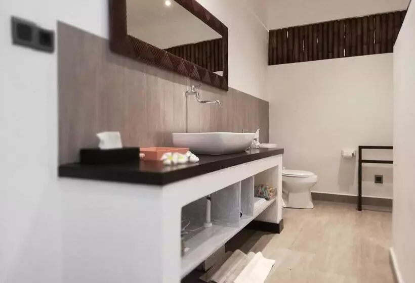 هتل Danima Resort