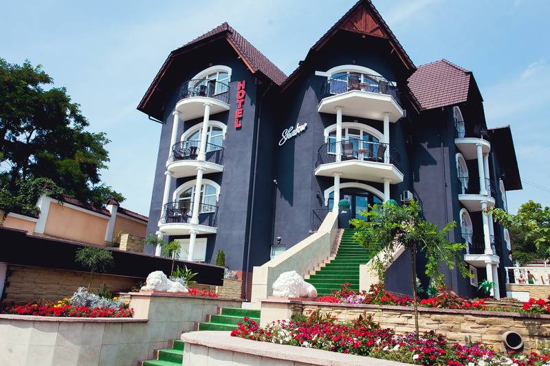 Shadow Boutique Hotel & Spa