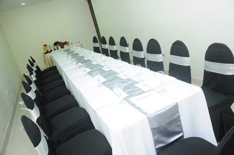 ホテル Concord Grand