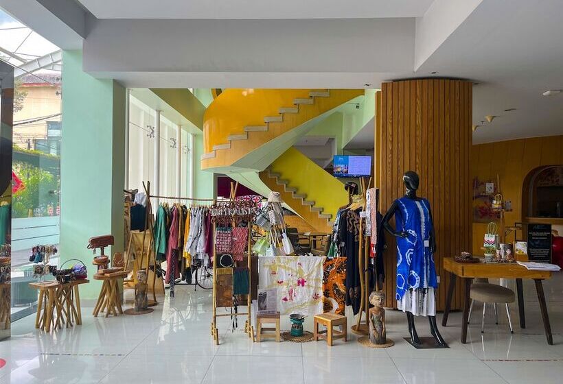 فندق Ibis Styles Yogyakarta